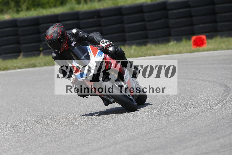 /27 12.06.2025 Ducati Schweiz Trackday Warmup  ADR/gruen-vert/15